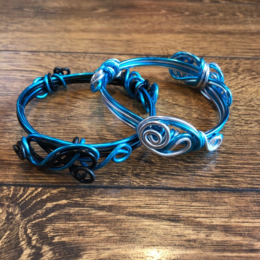 Bangle bracelet
